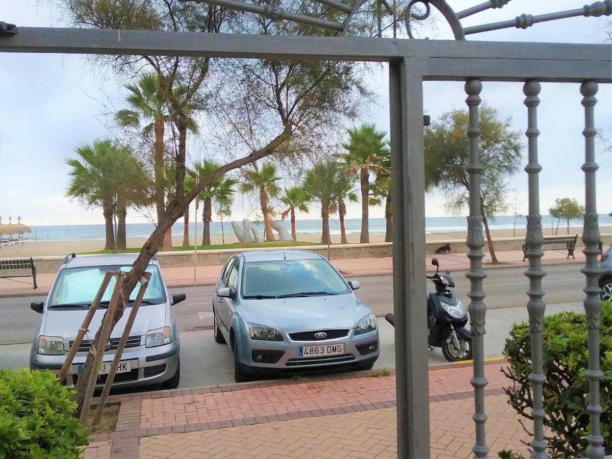 Fuengirola Playa Beachfront Exterior photo